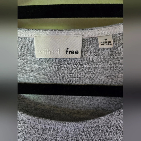 Wilfred Free | Gray Relaxed Short Sleeve T-Shirt, Size M - Picture 4 of 7